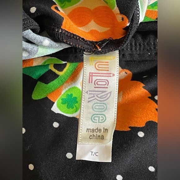 LuLaRoe Women’s TC Leggings Kelly Green Leprechauns Irish St. Patrick’s Day - Picture 10 of 12